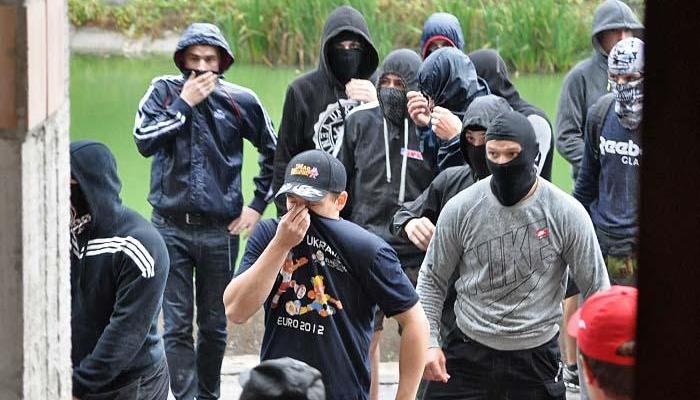 Фаны Вереса напали на болельщиков Арсенала-Киев - Футбол
