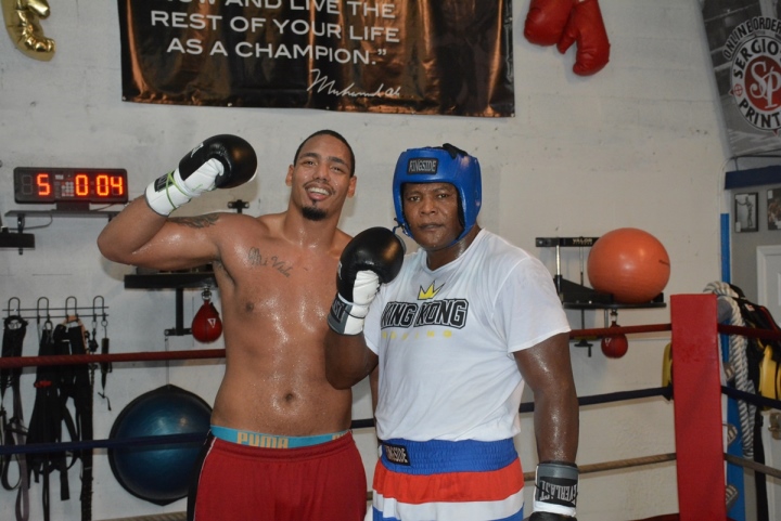 Луис Ортис, boxingscene.com