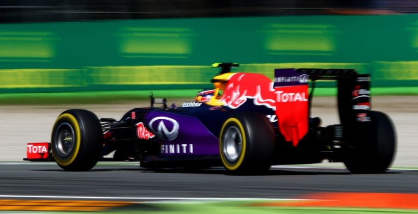 Red Bull вряд ли перейдёт на моторы Mercedes в 2016-м - Формула 1