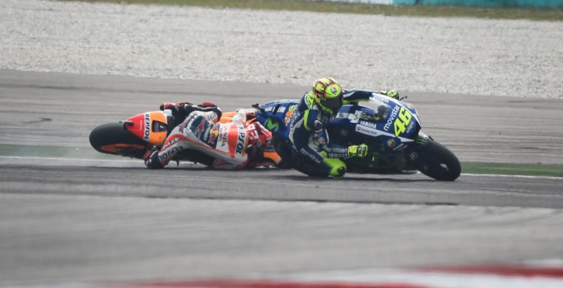 Маркес: "Росси не контролирует себя" - MotoGP