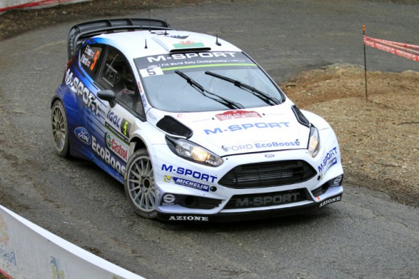 Эванс лидирует на Корсике - WRC
