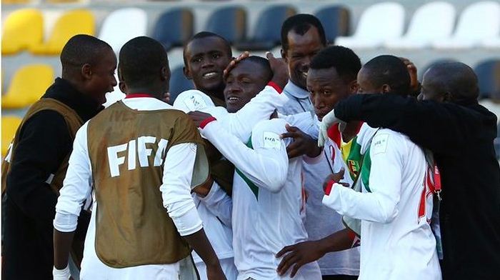 ЧМ-2015 (U-17). Группа В. Англия играет вничью с Гвинеей в матче-открытии - Футбол