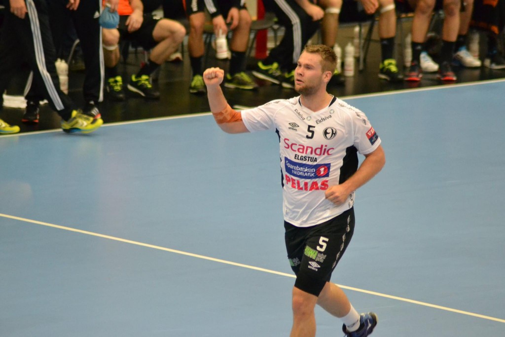 Усилий линейного Петтера Овербю (8 голов) Эльверуму оказалось замало,  elverumhandball