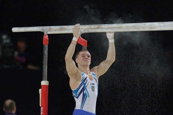 Спортивная гимнастика. ЧМ. Верняев берет серебро на брусьях - Гимнастика