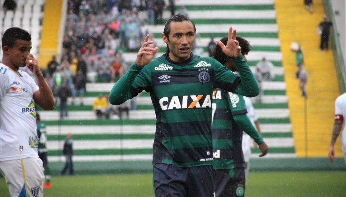 Аподжи, фото FRANCIELI CONSTANTE/CHAPECOENSE