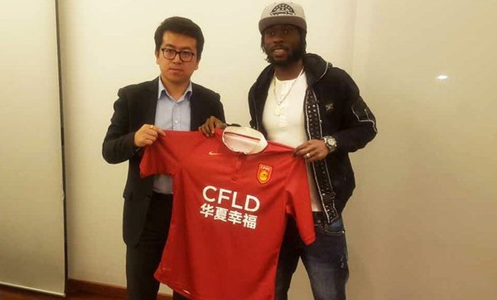 Жервиньо (справа), weibo.com/hebeifootball