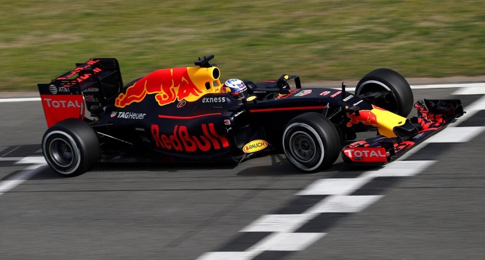 twitter.com/redbullracing