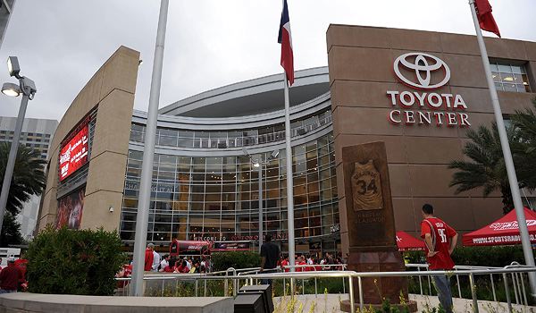 021_toyota_center