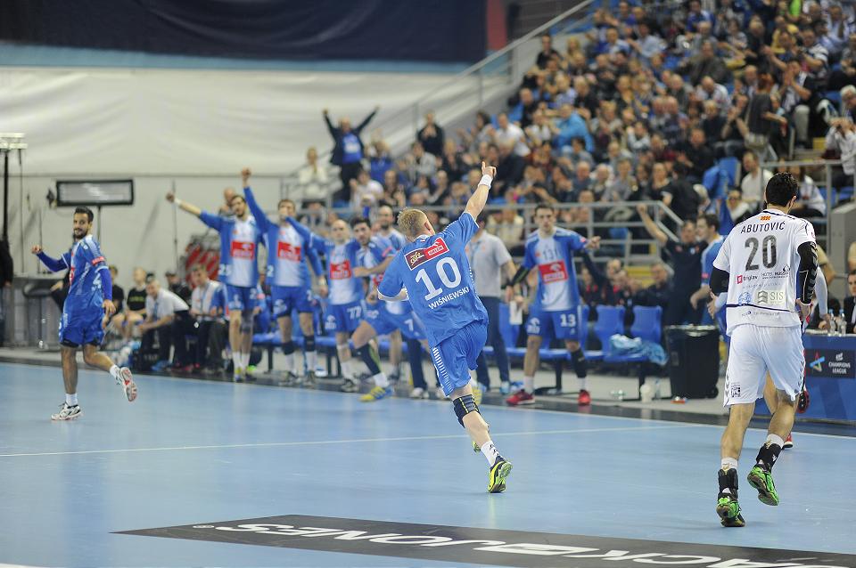Висла Плок празднует гол в ворота Вардара, ehf.eu