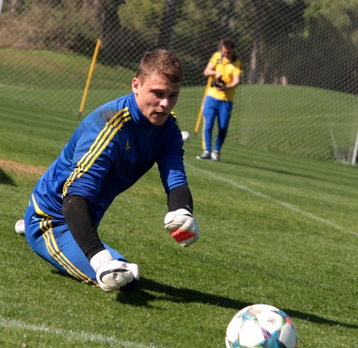Александр Ильющенков на тренировке, fc.metalist.com