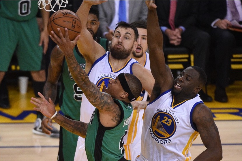 Томас против Уорриорз, фото USA TODAY Sports