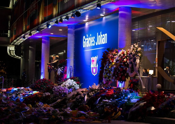 2016-03-29_MEMORIAL_CRUYFF_102.v1459351785-Optimized.v1459424244