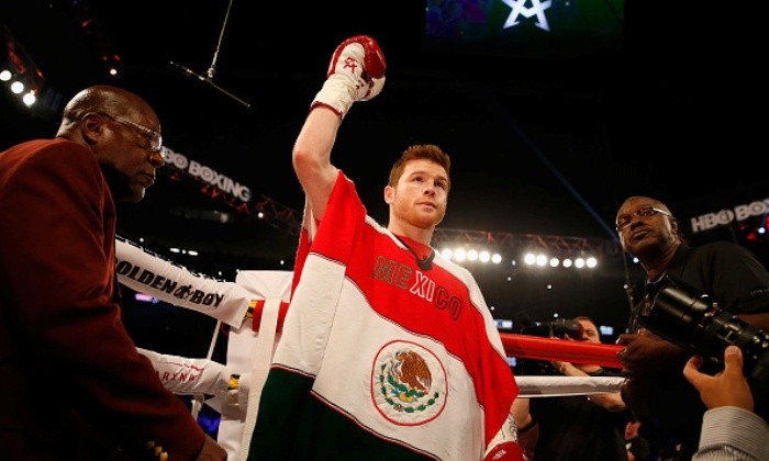 Альварес отказался от титула WBC, Головкин - новый чемпион - Бокс