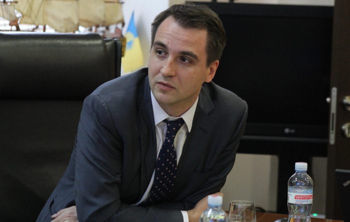 Александр Волков