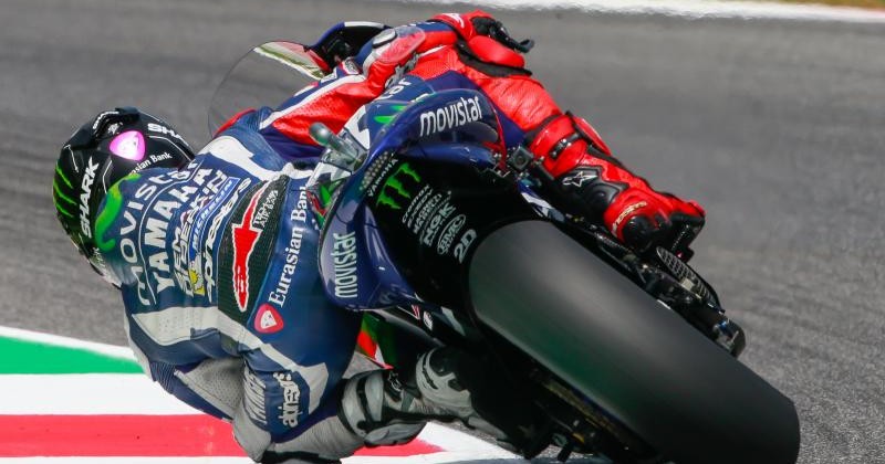 Лоренсо выиграл Гран-при Италии с отрывом в 0,019 секунды - MotoGP