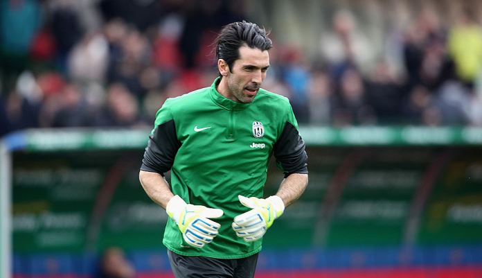 Sky Italia: Буффон и Бардзальи продлили контракты с Ювентусом - Футбол
