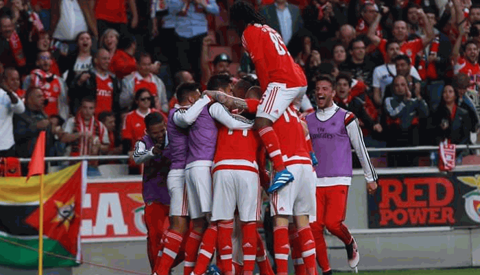 twitter.com/slbenfica
