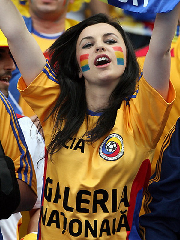 romania_fans01