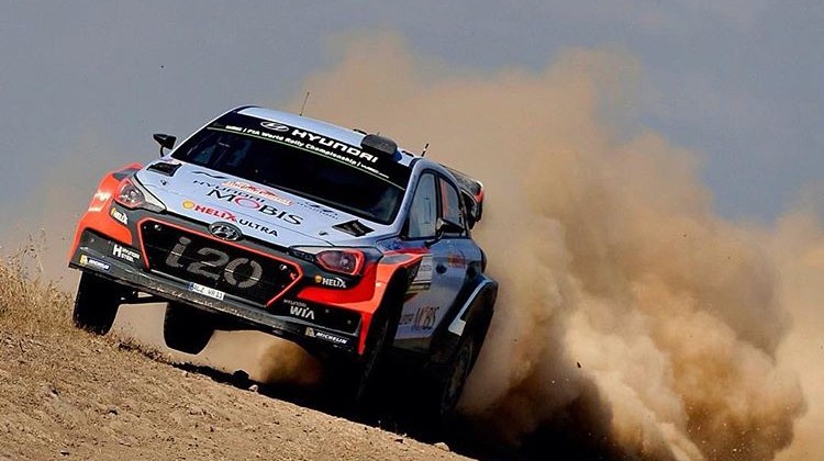 Нёвиль близок к победе на Сардинии - WRC