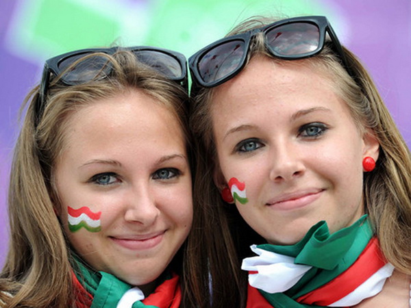 1_euro_2016_bolelschitsy_hungary.jpg.pagespeed.ce.DGnpPOzy9q