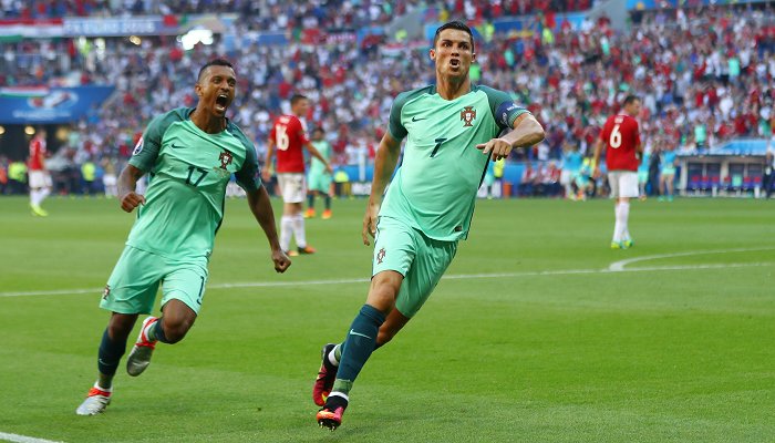 Роналду - первый игрок, забивавший на четырех чемпионатах Европы - Евро-2016