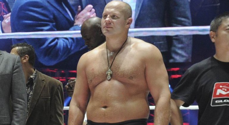 Емельяненко уверенно победил Мира - MMA