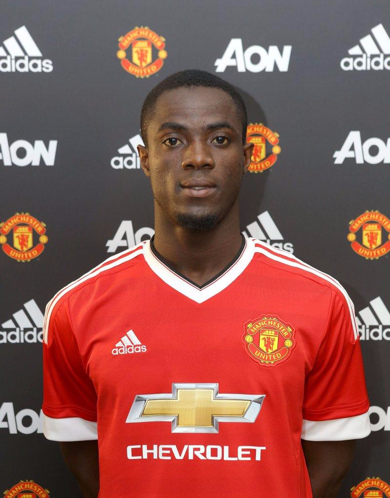Эрик Байлли уже в футболке МЮ, twitter.com/manutd