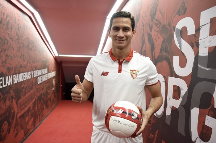 twitter.com/SevillaFC