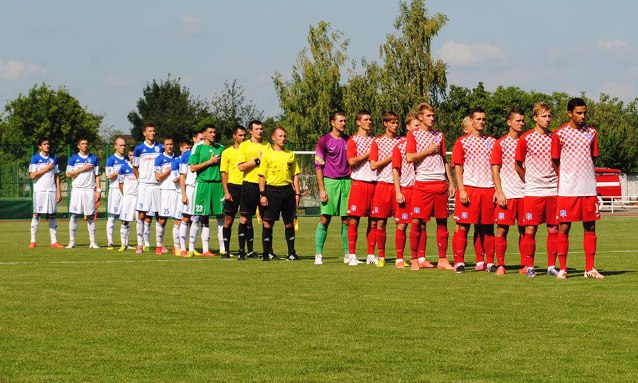 Арсенал-Киев (в красном), arsenal-kyiv.com