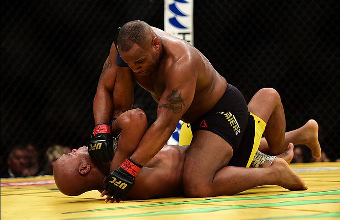 Даниэль Кормье и Андерсон Силва, ufc.com
