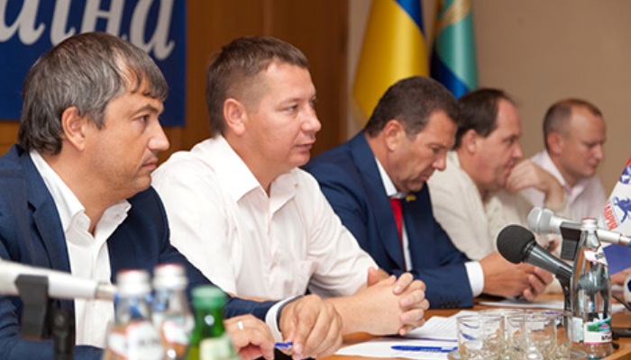 ФФУ создала Федерацию футбола Крыма - Чемпионат Украины