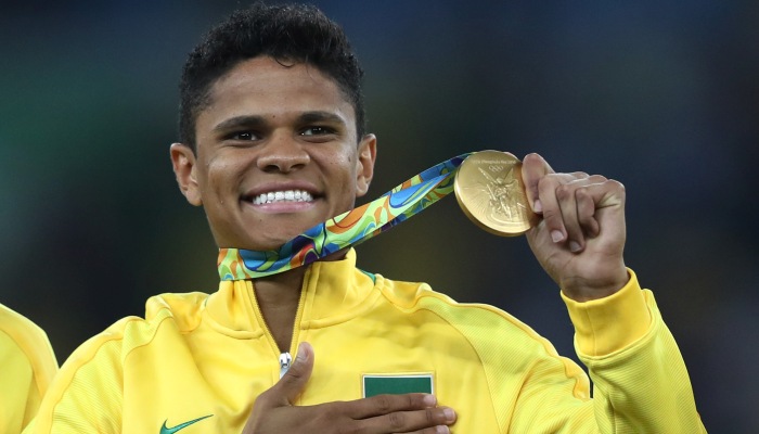 Дуглас Сантос близок к переходу в Гамбург - Globo - Чемпионат Германии