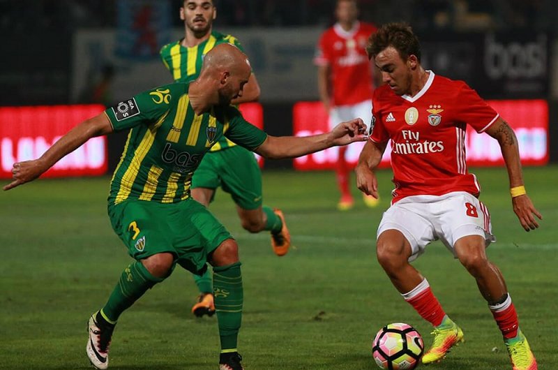 Андре Хорта (справа), slbenfica.pt 