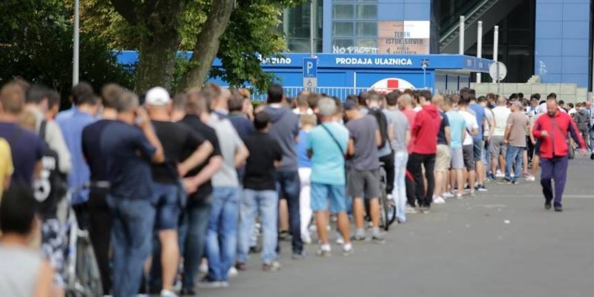 Продажа билетов, источник: Dinamo Zagreb Bad Blue Boys Zagreb Facebook page