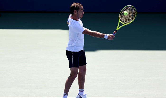 Шэньчжэнь (ATP). Беллуччи бьет Томича - Теннис