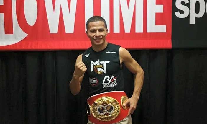 Арройо уступил Анкахасу и потерял титул IBF - Бокс