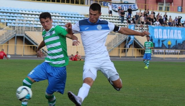 Алішер Якубов (в білому), ye.ua
