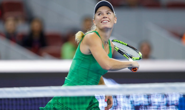 Гонконг (WTA). Кербер, Конта и Возняцки идут дальше, вылет Стосур - Теннис