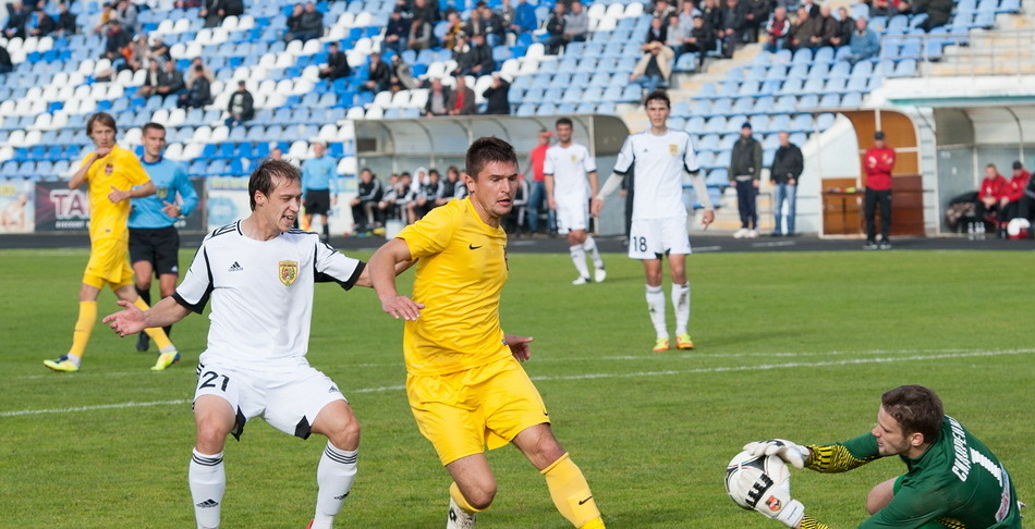 Лобойко и Сидоренко (справа) отлично помнят Буковину по прежним матчам, fcbukovyna.com