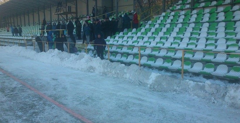 В футбол не треба грати за будь-якої погоди - Футбол
