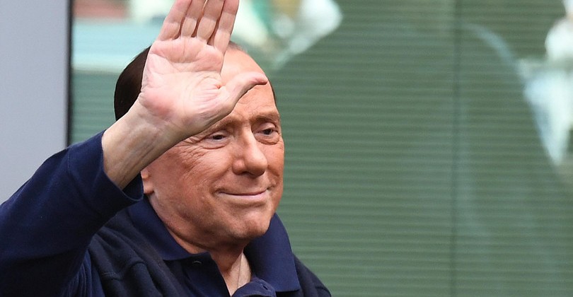 Берлускони назвал условия работы в Милане почетным президентом - Чемпионат Италии