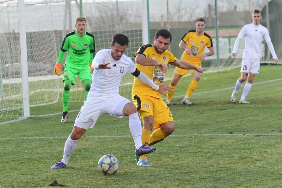 Ничья титанов сделала Кремень лидеров, fcbalkans.com.ua