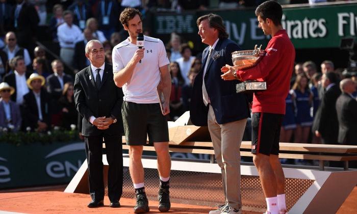 Маррей поздравляет Джоковича с победой на Ролан Гаррос, Getty Images