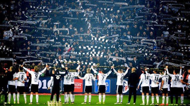 Fotball , 20. november 2016 , NM-finale menn ,Kongsvinger - Rosenborg 4-0illustrasjon , RBK , fan , fans , flagg , skjerf , tribune