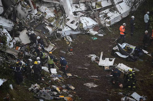 the-wreckage-of-the-lamia-airlines-chart