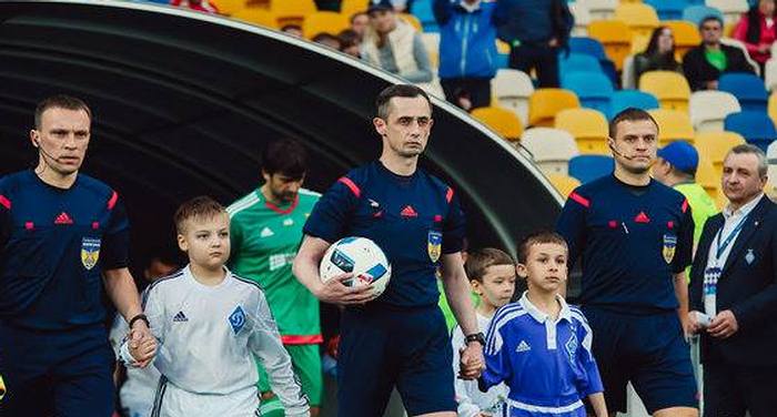 Волынь хочет поменять арбитра матча с Динамо - Чемпионат Украины