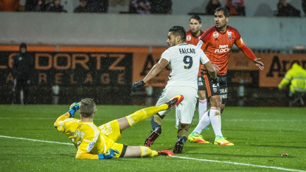 Начало разгрому Лорьяна положил Радамель Фалькао, Asmonaco.com