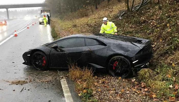 Футболист Лестера разбил Lamborghini и не сожалеет об этом - Другая сторона