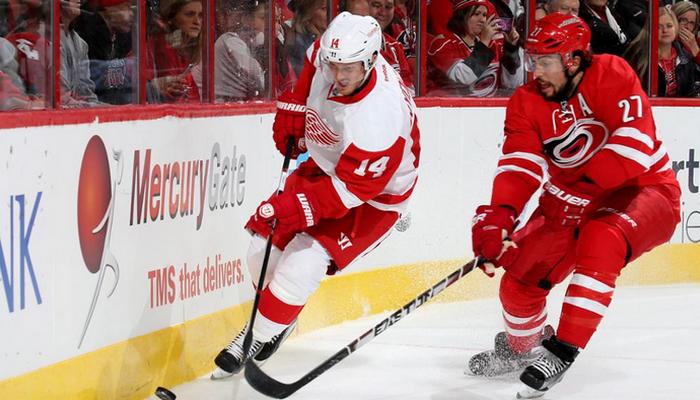 Матч Детройт – Каролина перенесен на 28 марта - НХЛ