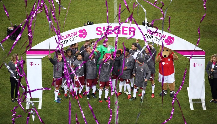 Бавария отпраздновала победу в Telekom Cup-2017 - Чемпионат Германии